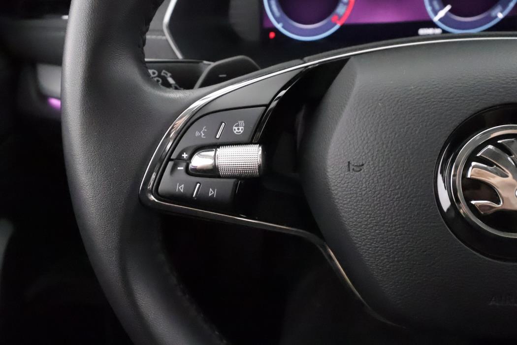 SKODA Octavia 2024