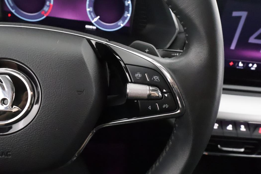 SKODA Octavia 2024