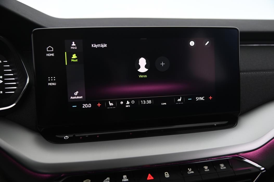 SKODA Octavia 2024