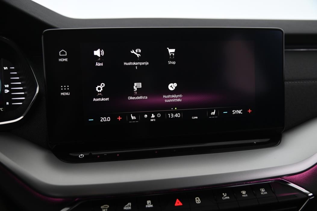 SKODA Octavia 2024