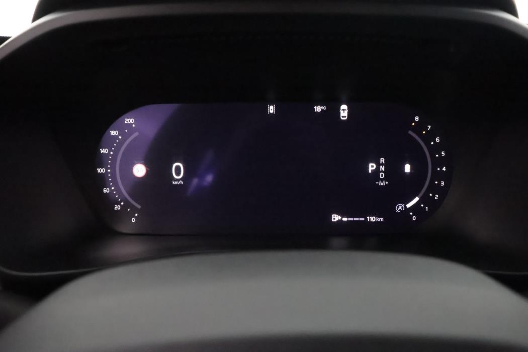 VOLVO XC40 2024