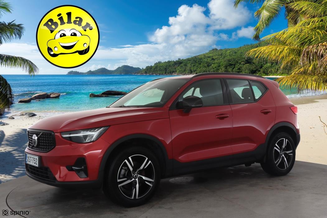 VOLVO XC40 2024