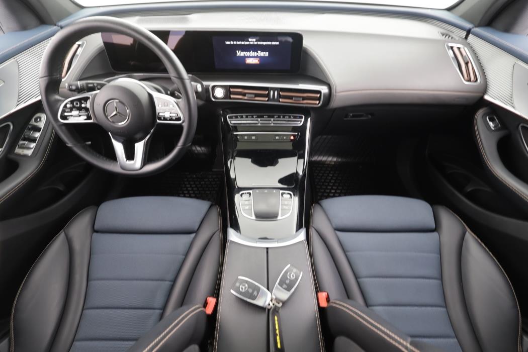 MERCEDES-BENZ EQC 2023