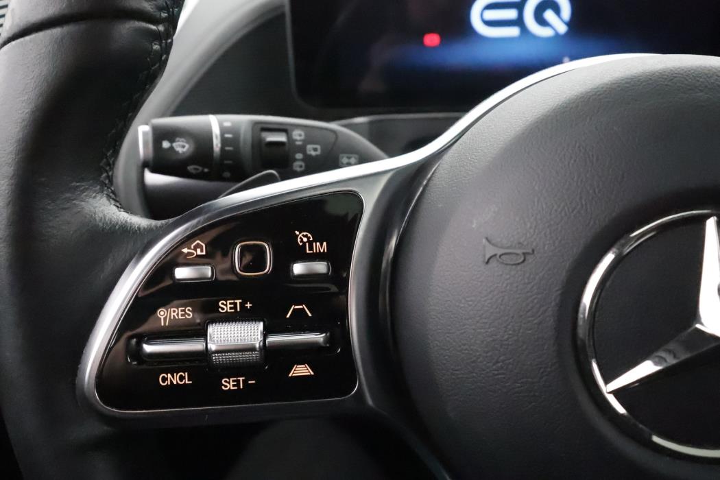 MERCEDES-BENZ EQC 2023