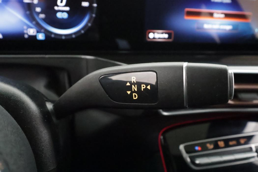 MERCEDES-BENZ EQC 2023