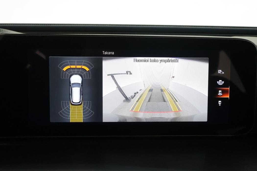 MERCEDES-BENZ EQC 2023