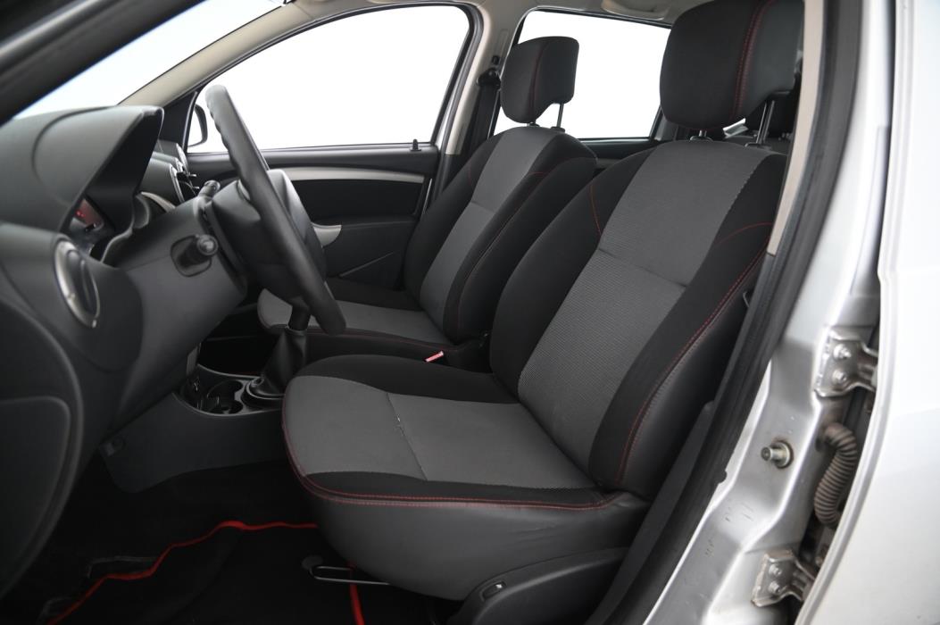 DACIA Duster 2013