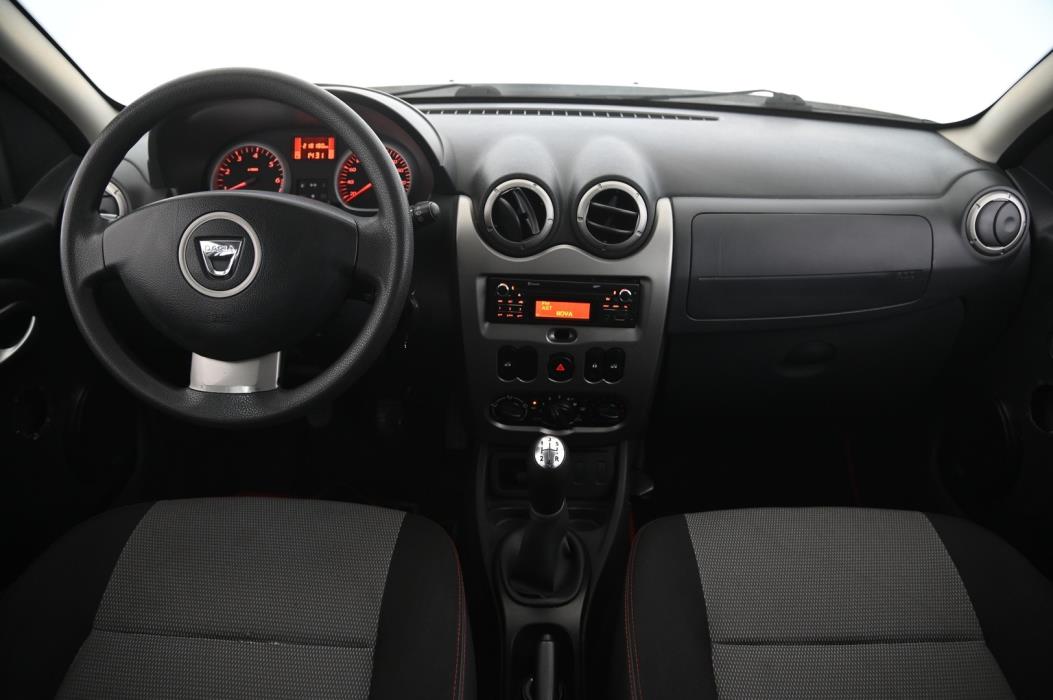 DACIA Duster 2013