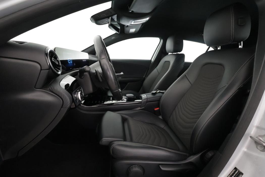MERCEDES-BENZ A 2021