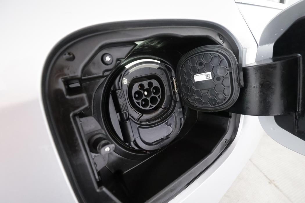 MERCEDES-BENZ A 2021