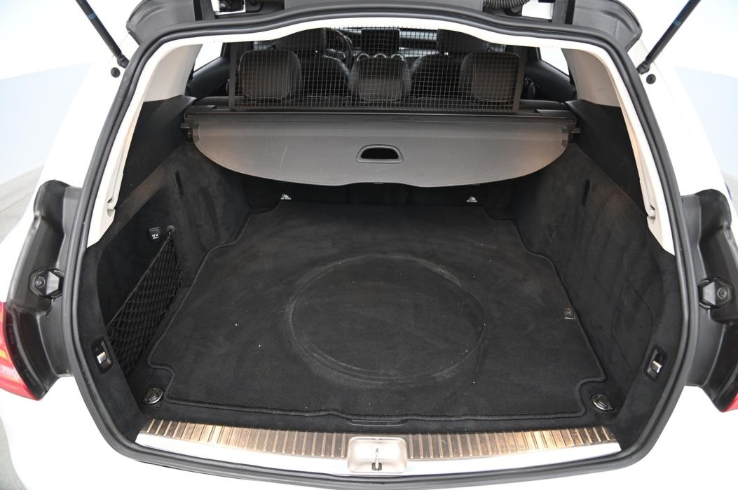 MERCEDES-BENZ C 2016