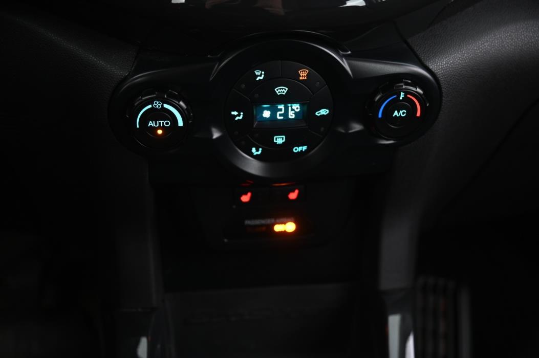 FORD Ecosport 2016