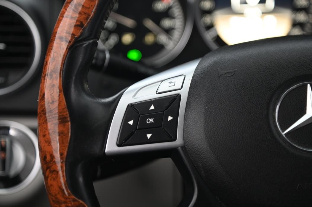 MERCEDES-BENZ C 2012