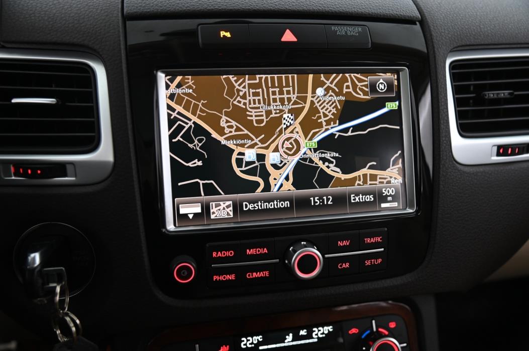 VOLKSWAGEN Touareg 2011