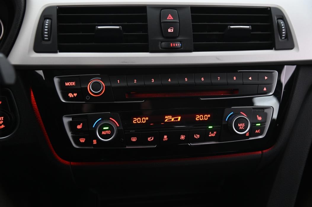 BMW 320 2017