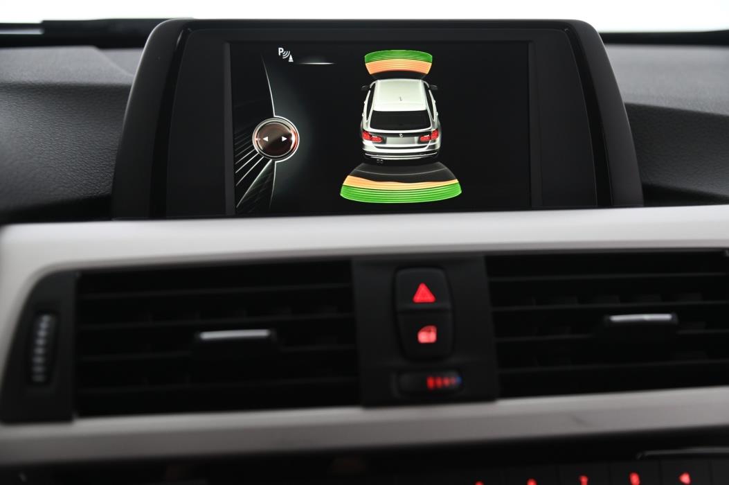 BMW 320 2017