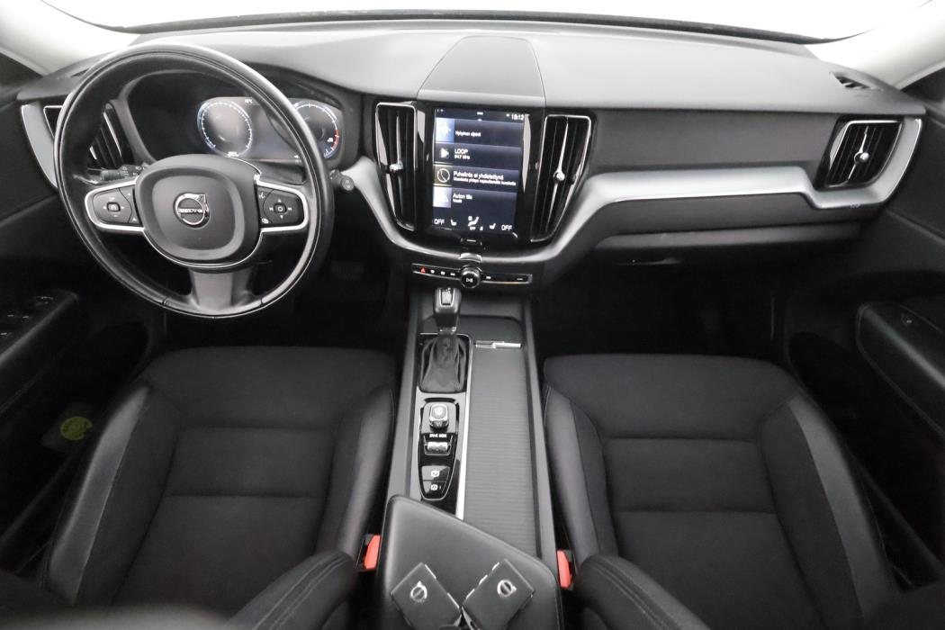 VOLVO XC60 2018
