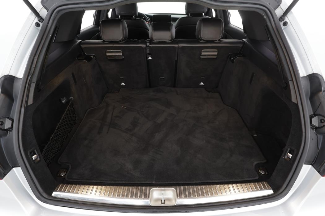 MERCEDES-BENZ C 2019