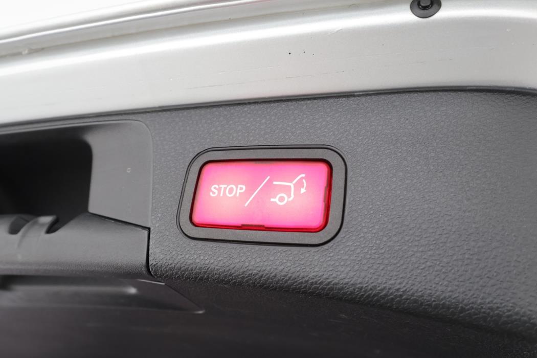 MERCEDES-BENZ C 2019