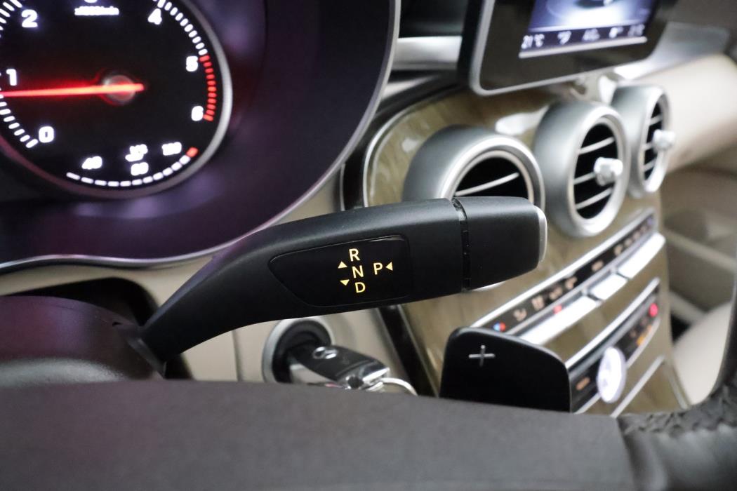 MERCEDES-BENZ C 2015