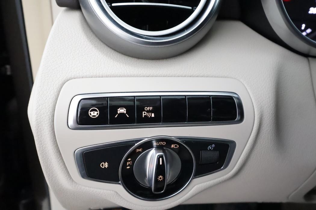 MERCEDES-BENZ C 2015