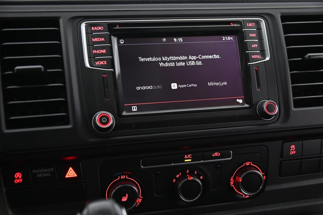 VOLKSWAGEN Transporter 2018