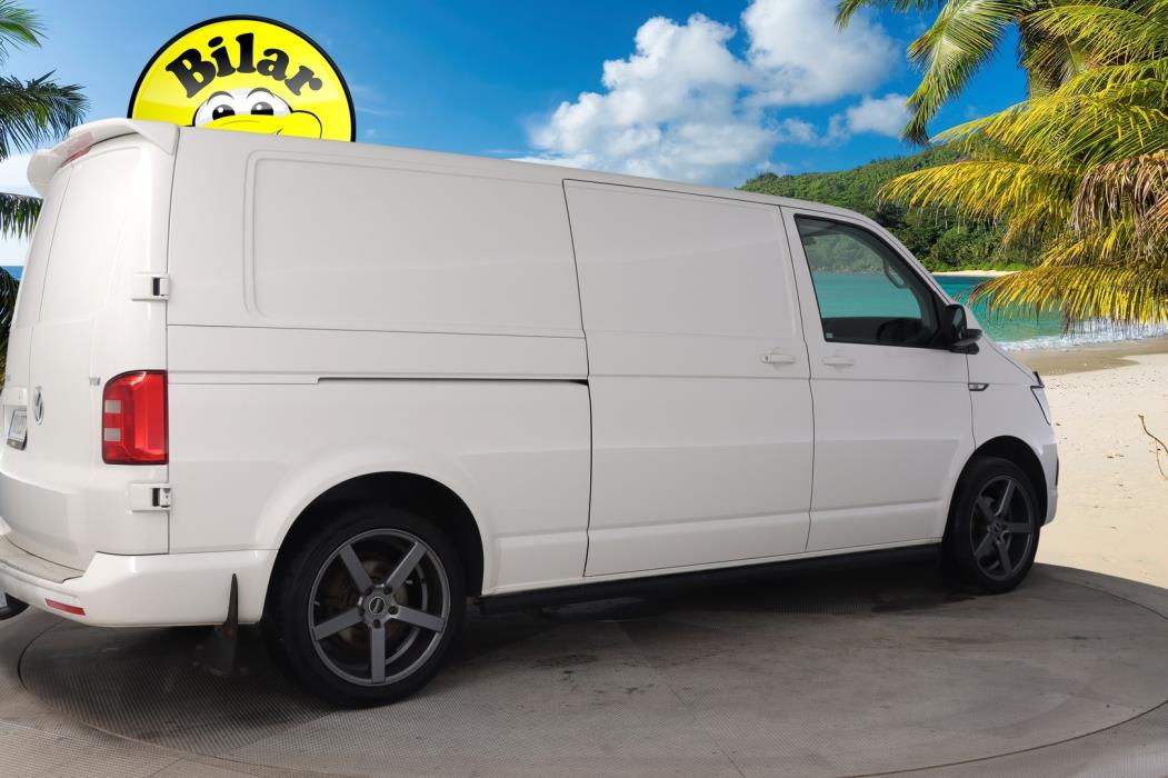 VOLKSWAGEN Transporter 2018