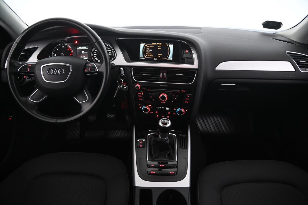 AUDI A4 2015