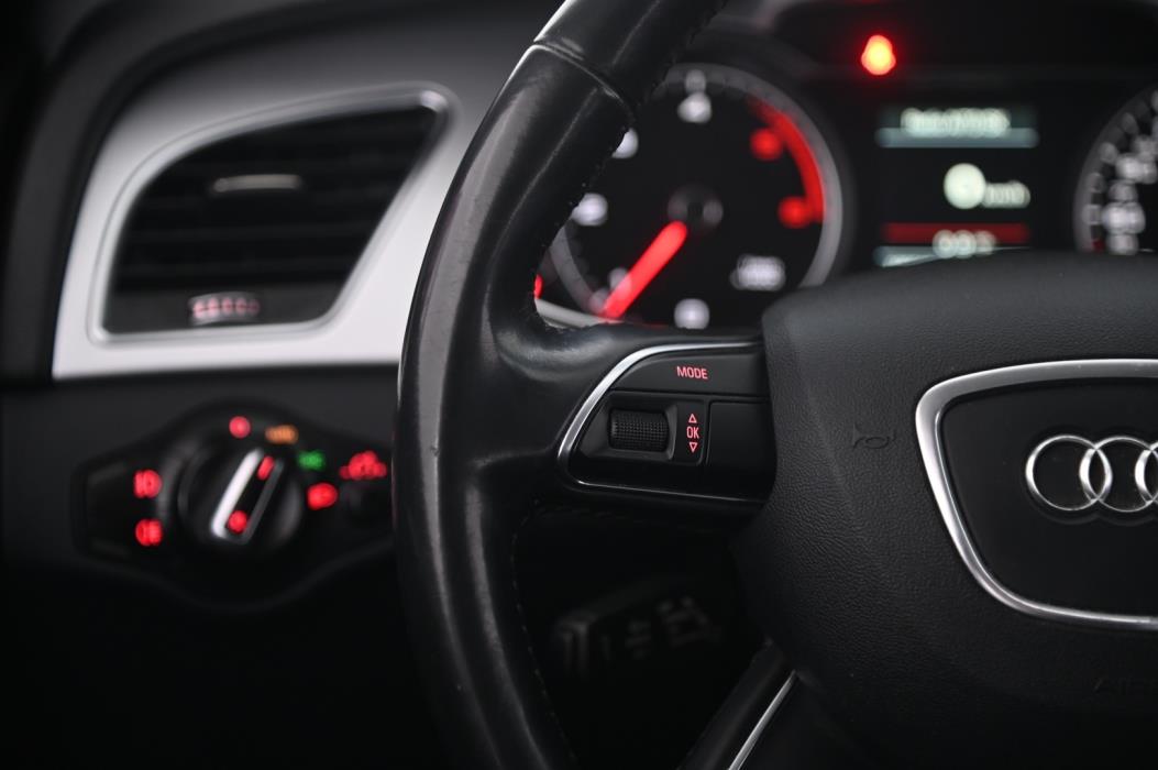 AUDI A4 2015
