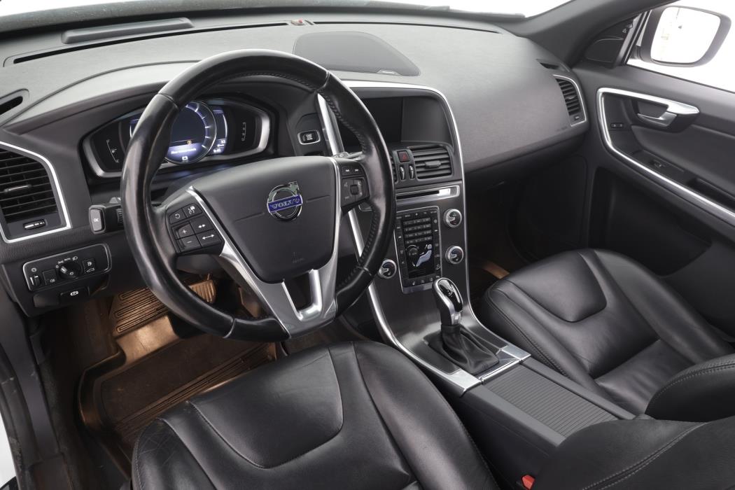 VOLVO XC60 2016