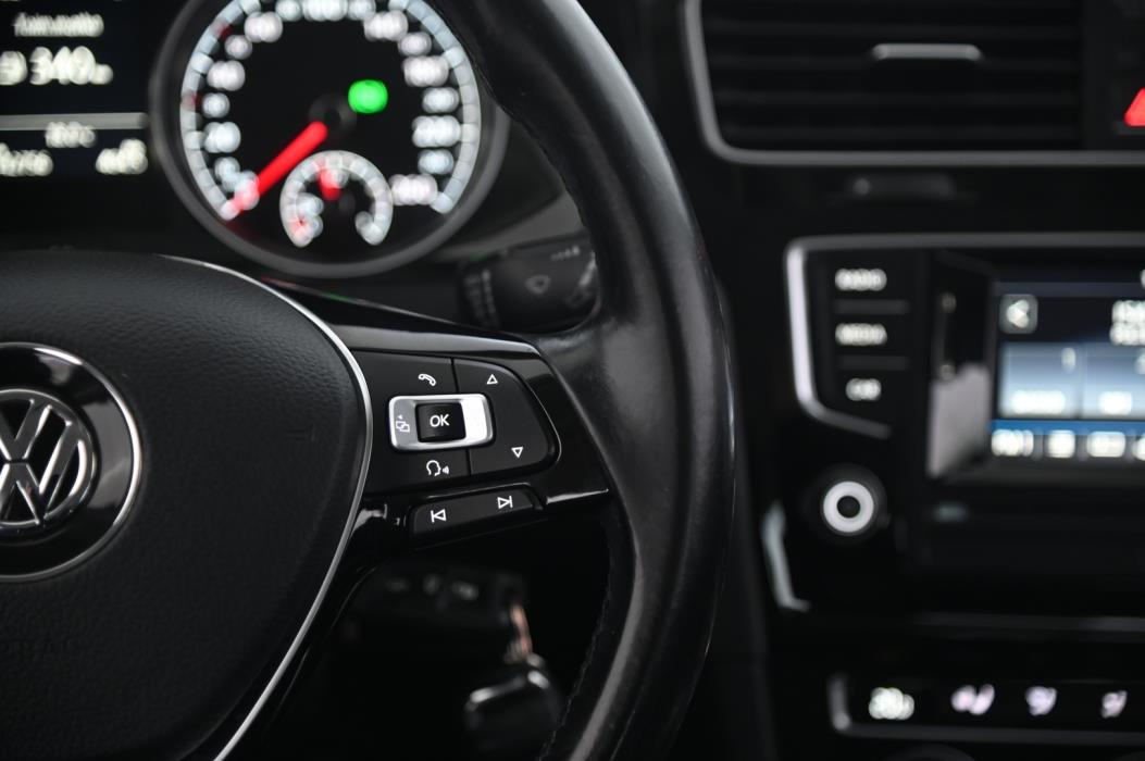 VOLKSWAGEN Golf 2017