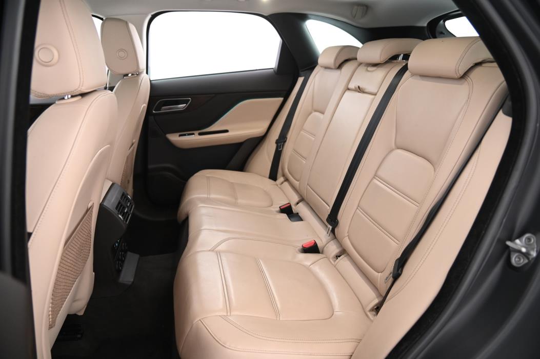 JAGUAR F-PACE 2017
