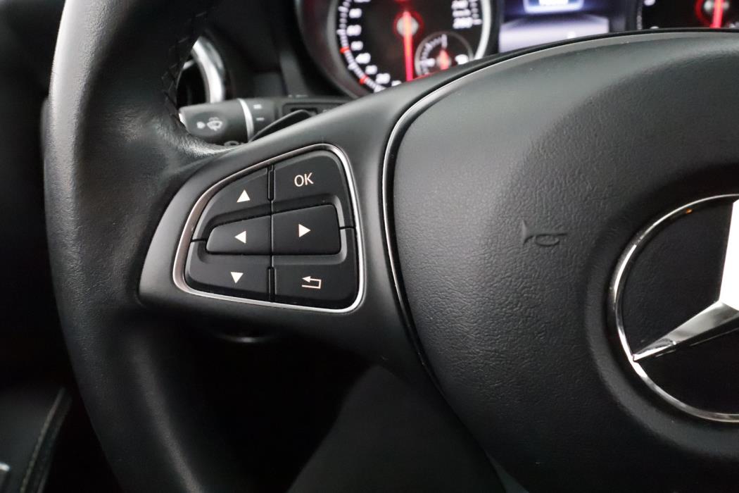 MERCEDES-BENZ GLA 2017