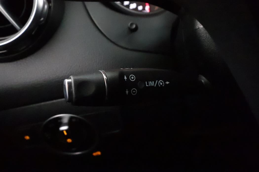 MERCEDES-BENZ GLA 2017