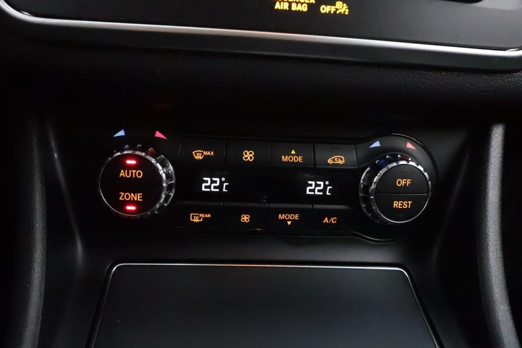 MERCEDES-BENZ GLA 2017