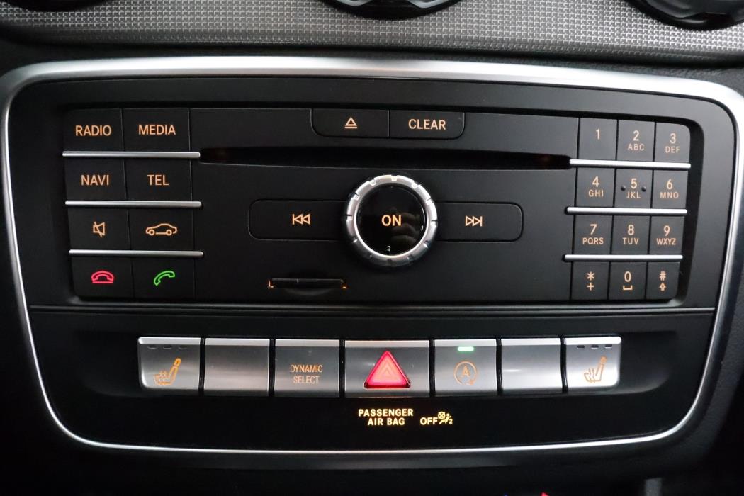 MERCEDES-BENZ GLA 2017