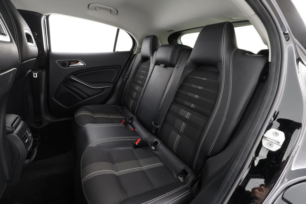 MERCEDES-BENZ GLA 2017