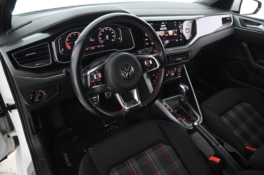 VOLKSWAGEN Polo 2018