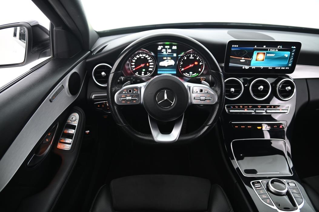 MERCEDES-BENZ C 2020