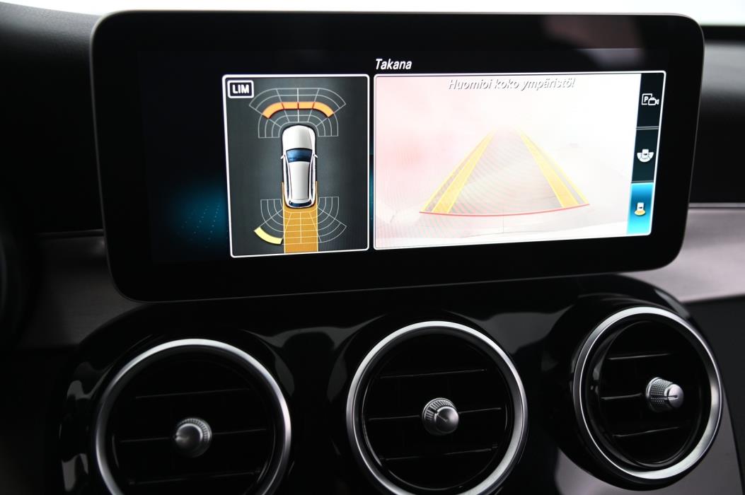 MERCEDES-BENZ C 2020