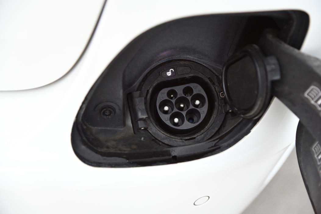 MERCEDES-BENZ C 2020