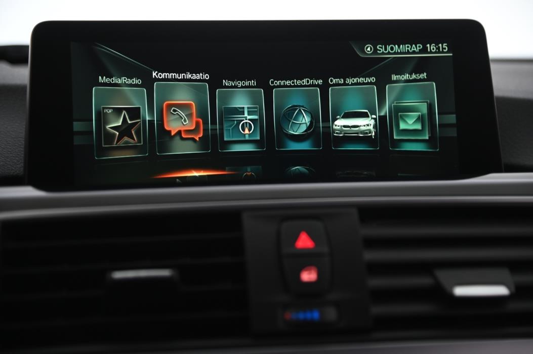 BMW 330 2017