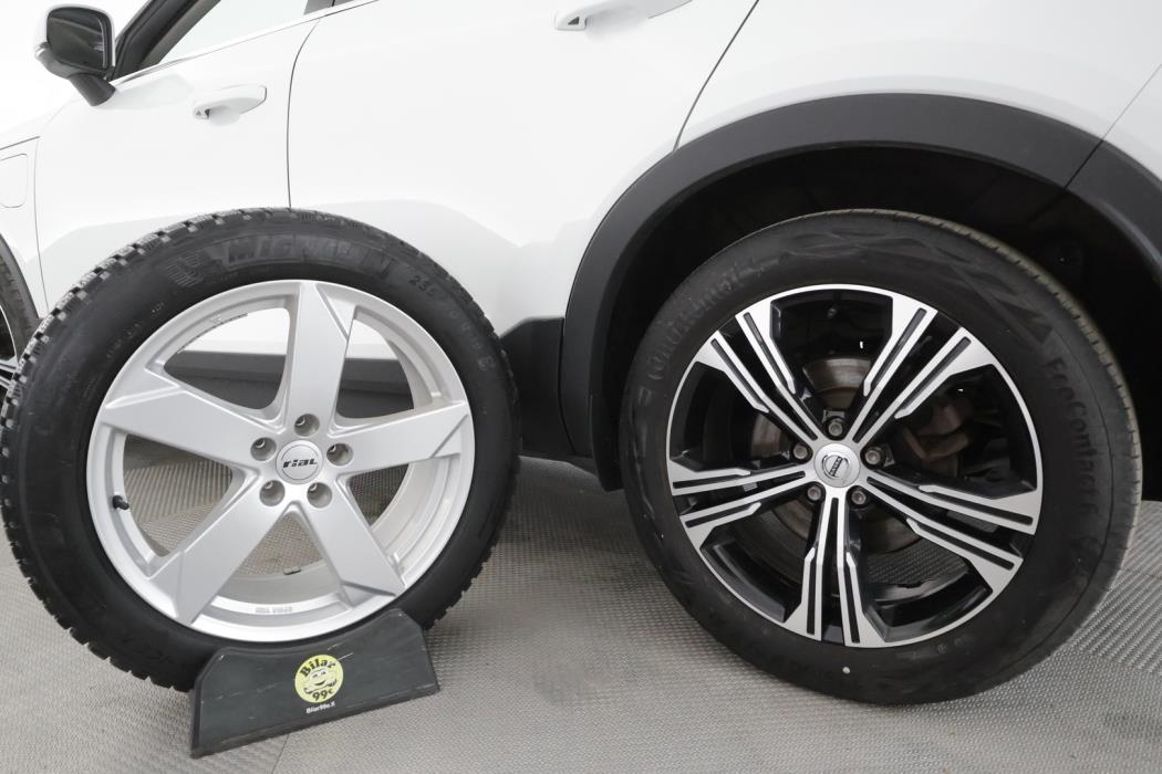 VOLVO XC40 2022