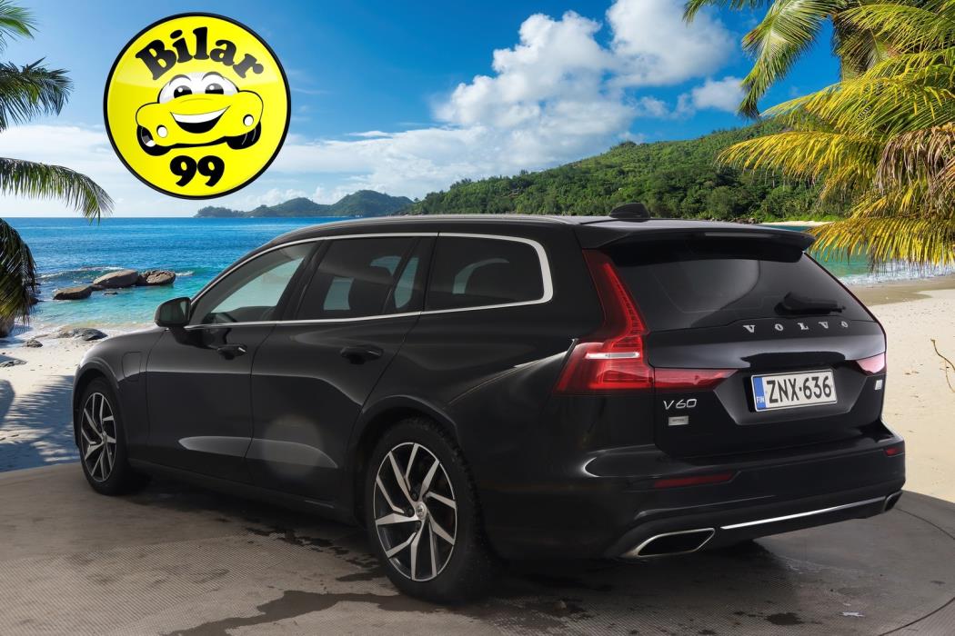 VOLVO V60 2022