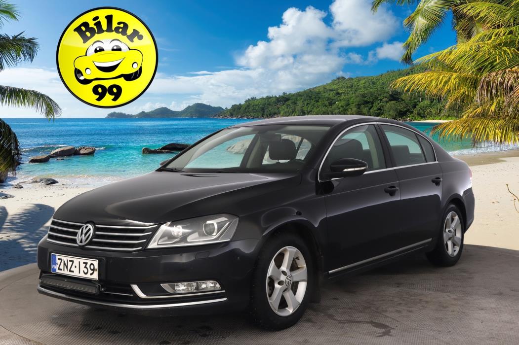 VOLKSWAGEN Passat 2011