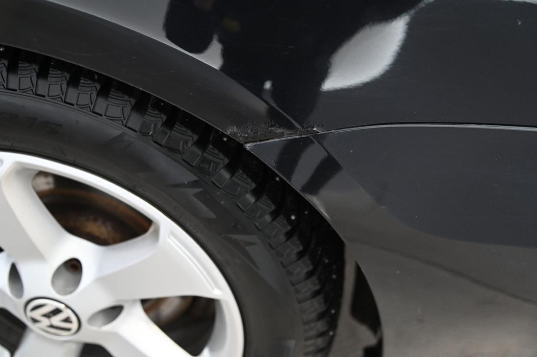 VOLKSWAGEN Passat 2011