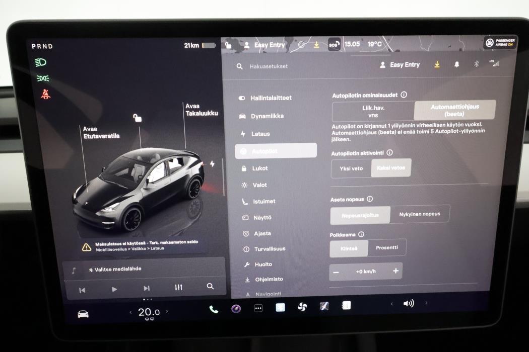 TESLA Model Y 2023