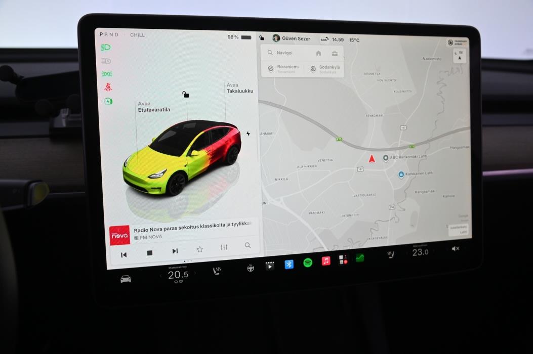 TESLA Model Y 2022