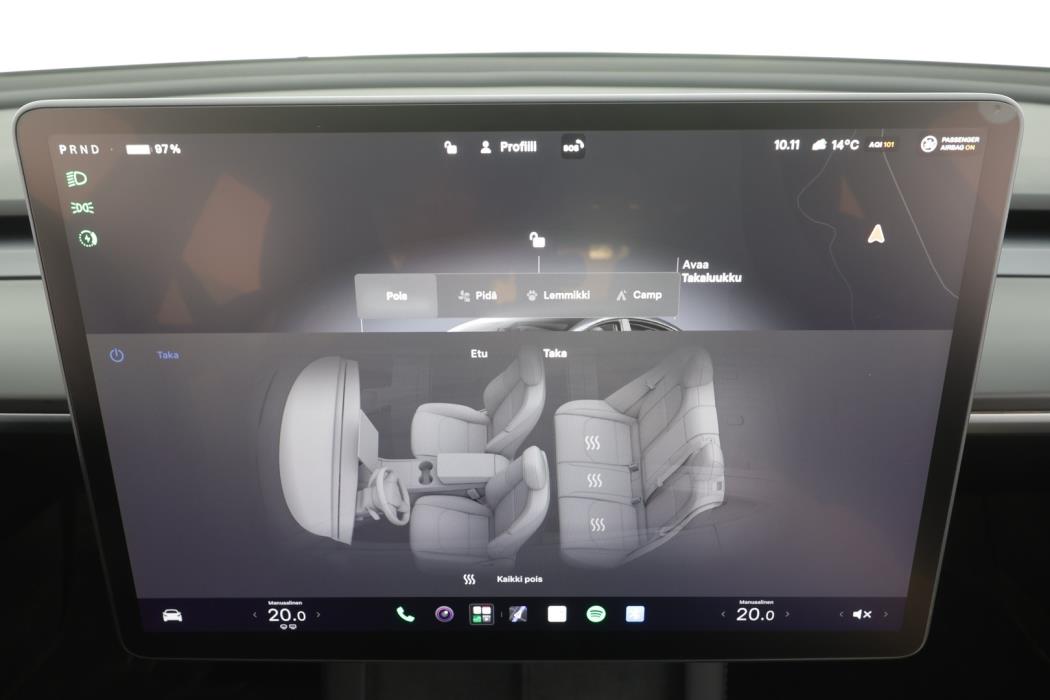 TESLA MODEL 3 2022