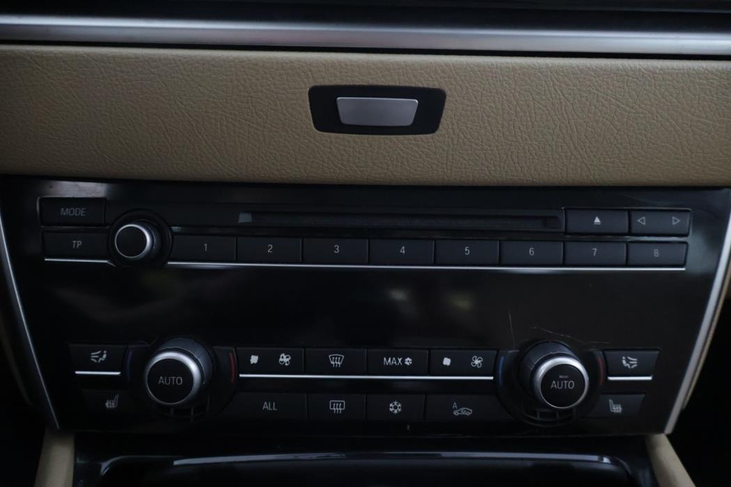 BMW 530 2011
